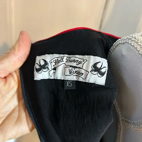 Hell Bunny Vixen Wiggle Dress with Embroidered Hibiscus size XS EUC - Picture 8 of 10